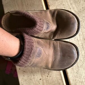 Ugg Australia Brown Leather and Knit Clogs